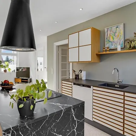Gorgeous In With Kitchen *
