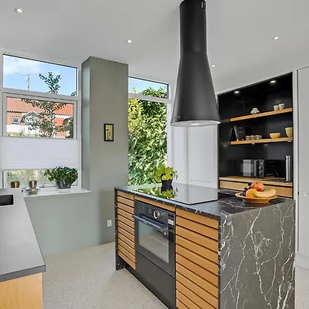 Apartment Gorgeous In With Kitchen
